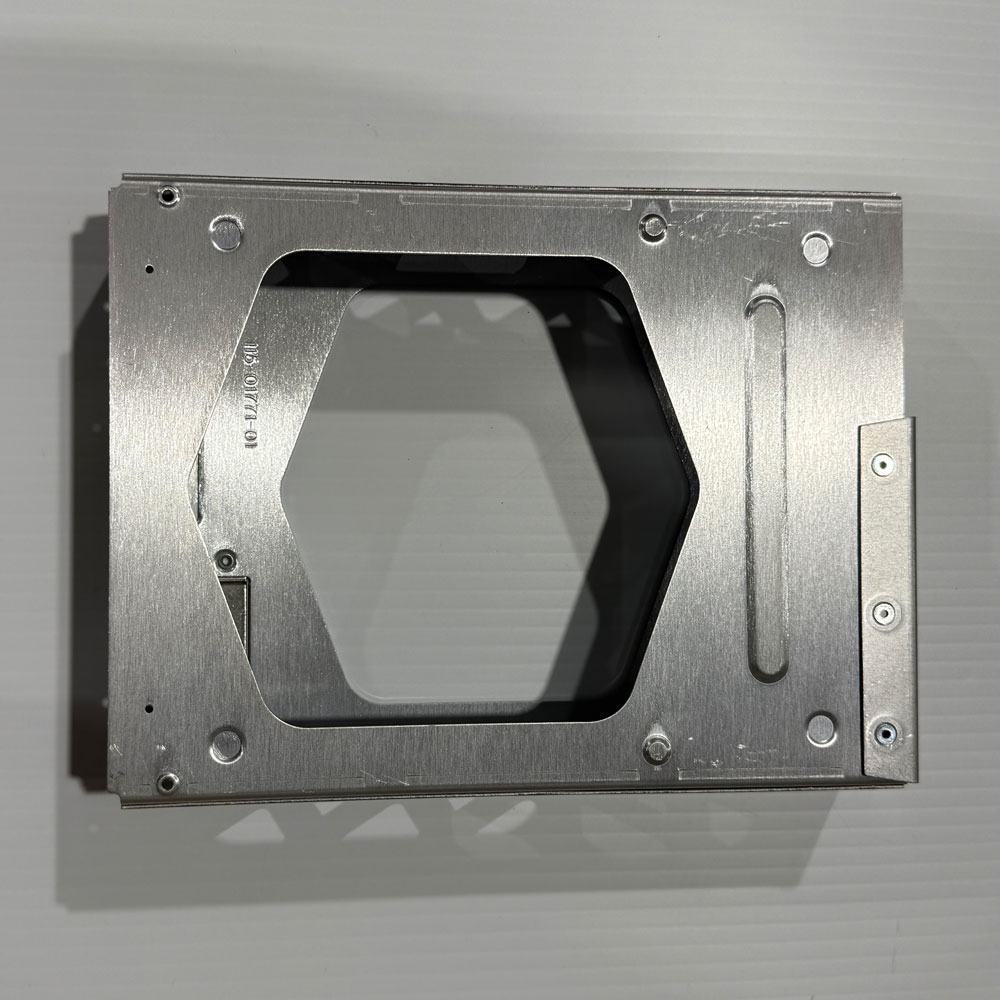 Picture of Install Rack, GTX 345, Picture 2